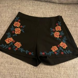 Black shirt with floral sutured print